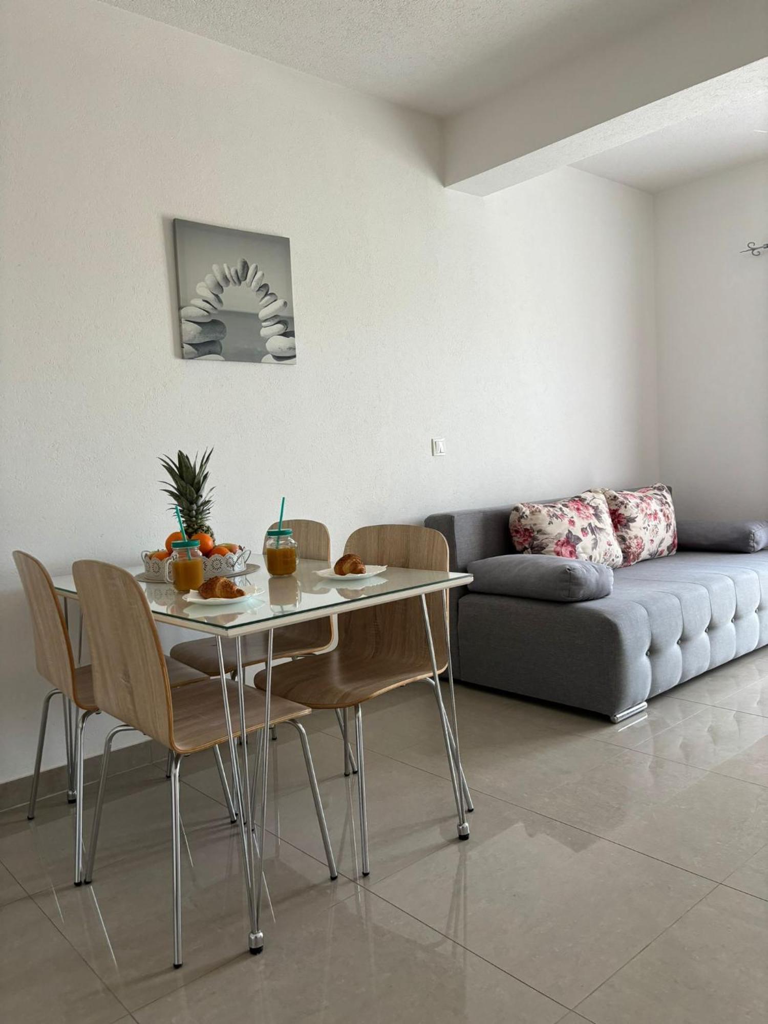Nova Apartament