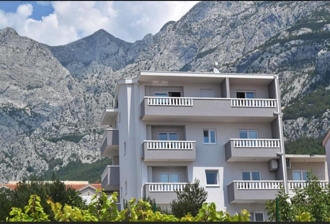 Nova Apartament