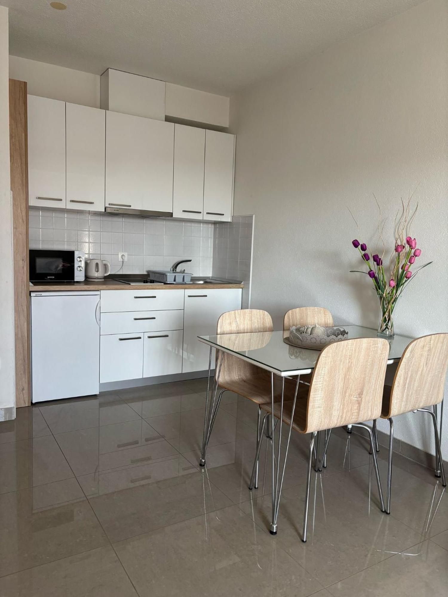 Nova Apartament *